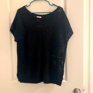 Black short sleeve knit sweater